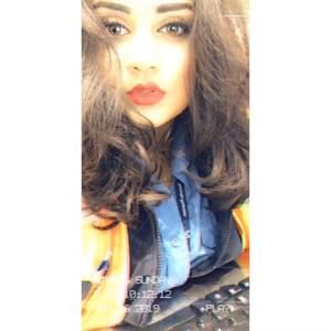 Meet your Posher, Nina